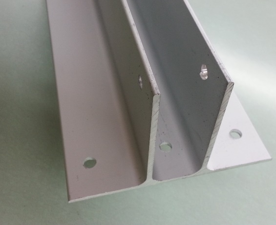 Hadrian 520457 Continuous Aluminum T-Channel | 55" Heavy-Duty Partition Bracket 